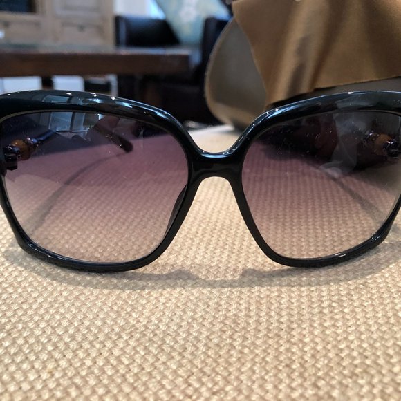 Gucci 3130/S Sunglasses -- Shiny Black $175 main image 4